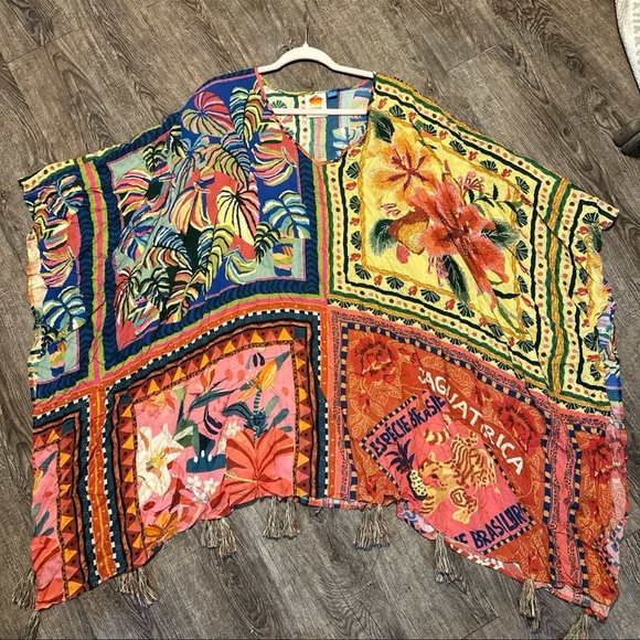 FARM Rio Multicolor Patterned Top - Picture 2 of 4